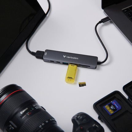 Verbatim Essentials Hub USB-C 3.2 Gen 1 7 Puertos HDMI 4K y 100W PD