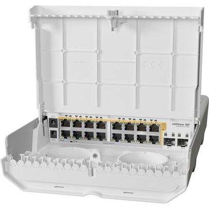 MikroTik netPower 16P switch gestionado exterior 16 puertos Gigabit PoE+ 2 puertos 10G SFP+ IP54