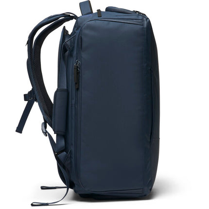 Nomatic Travel Bag V2 Mochila de Viaje Azul 40L con Compartimento para Zapatos y Bolsillos para Laptop