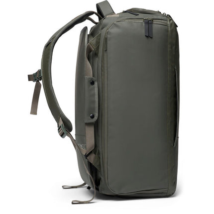 Nomatic Travel Bag V2 Bolso de Viaje Olive 40L con Compartimento para Laptop 15" y Cinturón Removible
