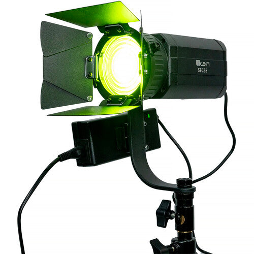 ikan Stryder RGBW Luz Fresnel LED Kit 2 Luces 2800-6500K 2460 Lux 15-45° con Trípodes y Bolsa