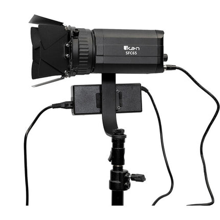 ikan Stryder RGBW Luz Fresnel LED Kit 2 Luces 2800-6500K 2460 Lux 15-45° con Trípodes y Bolsa