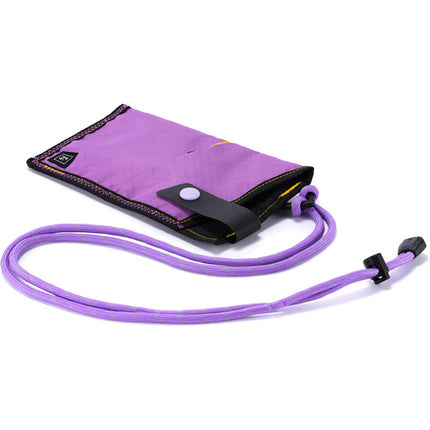 Tilta Fe Ecopak Estuche para Smartphone Morado con Correa Ajustable y Compartimento Frontal