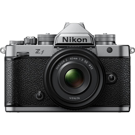 Nikon Zf Cámara Sin Espejo con Sensor 24.5MP y Lente 40mm f2 Silver