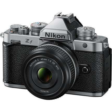 Nikon Zf Cámara Sin Espejo con Sensor 24.5MP y Lente 40mm f2 Silver