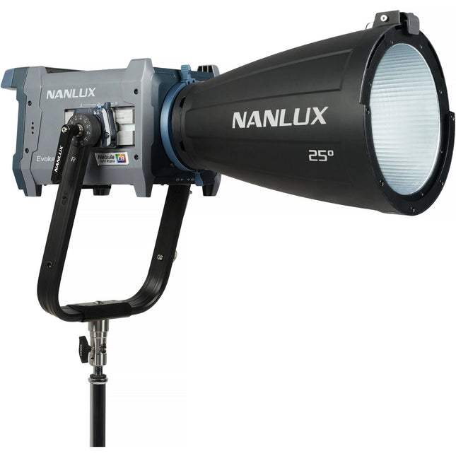 Nanlux Evoke 600C RGB Foco LED con Controlador Cableado 24620 Lux 25° Reflector