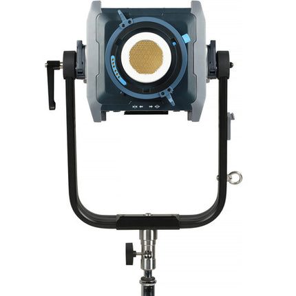 Nanlux Evoke 600C RGB Foco LED con Controlador Cableado 24620 Lux 25° Reflector