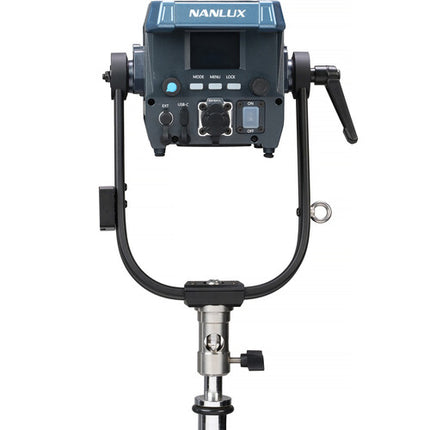 Nanlux Evoke 150C Foco LED RGB 22230 Lux 1000-20000K con Reflector 45°