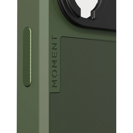 Funda Moment para cámara iPhone 17 Pro Olive con protección AirFlex y SmartAlign