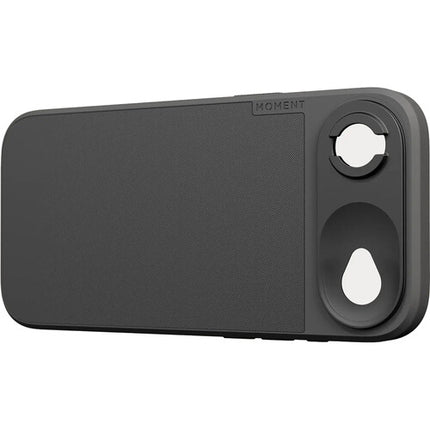 Funda de cámara Moment para iPhone 17 Air negra con protección AirFlex y montaje SmartAlign