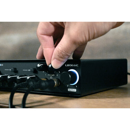 Yamaha URX44C Interfaz de Audio USB-C 6x4 32-Bit 192kHz 4 Entradas Combo