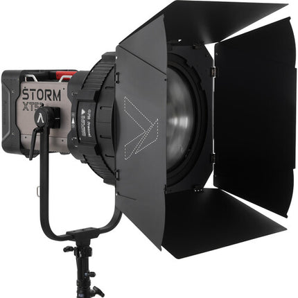 Aputure Motorized CF16 Fresnel Foco Fresnel Motorizado 16" 18 a 50° con Flight Case