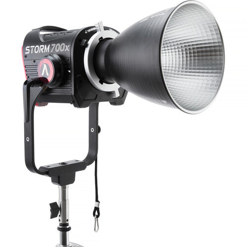 Aputure STORM 700x Luz LED Tunable White 16730 Lux 2500-10000K Cine Kit