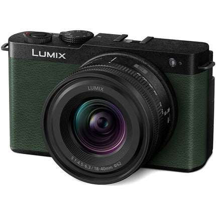 Panasonic LUMIX S9 Cámara sin Espejo 24.2MP 18-40mm ISO 51200 Bundle Básico