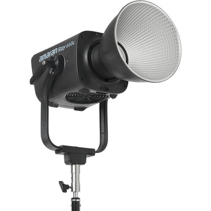 amaran Ray 660c RGB LED Monolight 38500 Lux 1800-20000K con Reflector y Estuche