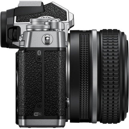 Nikon Zfc Cámara Mirrorless con Sensor 20.9MP y Lente 28mm f2.8 SE