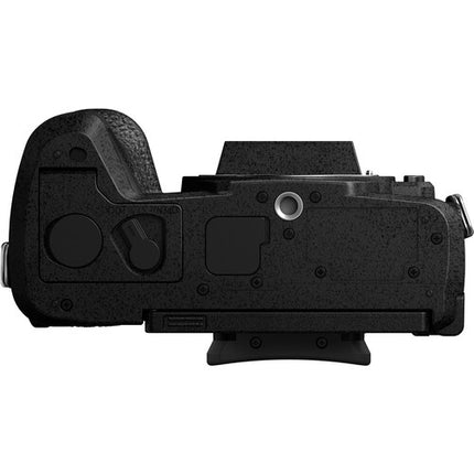Cámara sin espejo Panasonic LUMIX G97 20.3MP 4K 64GB Bundle básico
