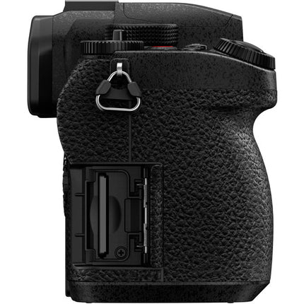 Cámara sin espejo Panasonic LUMIX G97 20.3MP 4K 64GB Bundle básico
