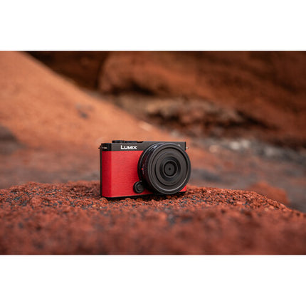Panasonic LUMIX S9 Cámara Sin Espejo 24.2MP 4K60p Kit Esencial Negro