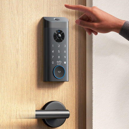 eufy Security E330 Cerradura Inteligente con Video 2K y Batería 10000mAh