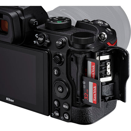 Nikon Z5 II Cámara sin Espejo 24.5MP 24-105mm Bolsa y SD 64GB