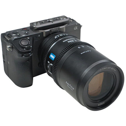 Sirui Astra T1.8 75mm Anamórfico Full Frame 1.33x Sony E Con Estuche