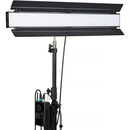 Genaray SSL-36-RGB Soft Strip Pixel LED Luz 36" 1310 Lux 2500-10000K con Barndoor y Estuche