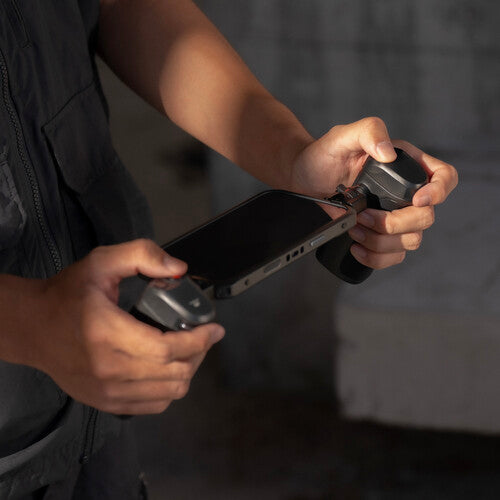 PGYTECH ProShot Jaula Modular para iPhone 17 Pro con Bluetooth y 4 Puertos