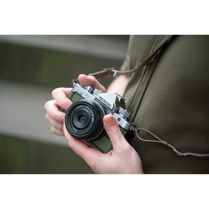 Nikon Zf Cámara Sin Espejo 24.5MP 4K Video 3.2" Pantalla Táctil