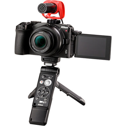 Nikon Z30 Kit de Creadores Cámara Mirrorless 20.9MP UHD 4K30p Pantalla Táctil 3"