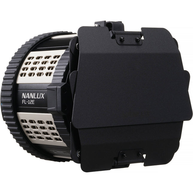 Nanlux FL-12E Lente Fresnel Motorized para Monolights ángulo 15-35° con Barndoor y Funda