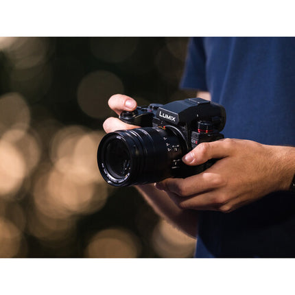 Panasonic LUMIX G9 II Cámara sin Espejo 25.2MP 4K 60p OLED 3.0"