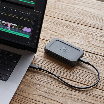 Oyen Digital U35 Bolt+ SSD portátil 1TB USB4 6000MBs cable USB-C 80 Gb/s
