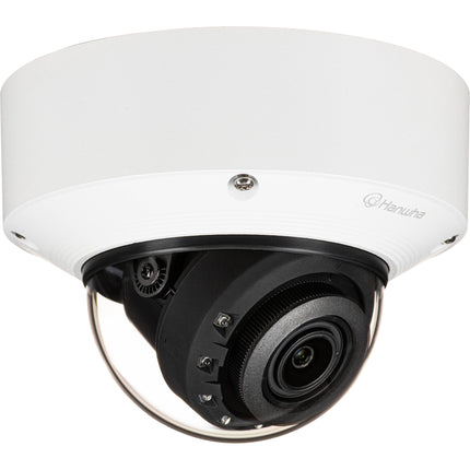 Hanwha Vision XNV-A8084R Cámara domo de red exterior 5MP con visión nocturna lente varifocal motorizada 3.3-9.3mm y montaje incluido