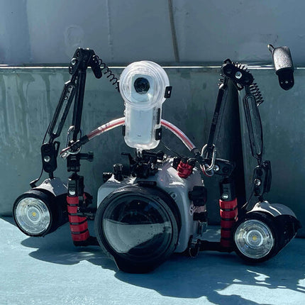 Ikelite RC232 TTL Estroboscopio Submarino con Luz de Video 2500 Lúmenes 330' Profundidad