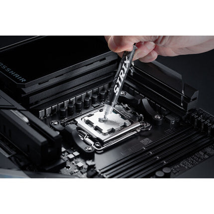 ASUS ROG Strix RG-05 Pasta Térmica Densidad 2.8g/cm³ Viscosidad 350 Pa-S