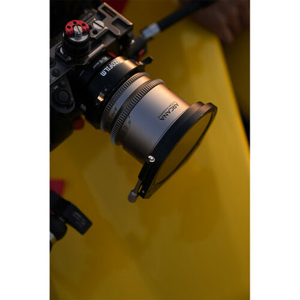 DZOFilm Arcana 75mm Lente Anamórfica Full Frame T2.1-T16 con Estuche