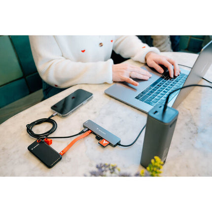 Verbatim Cable USB-C 2.0 60W Para Carga y Sincronización 1.2 m Trenzado