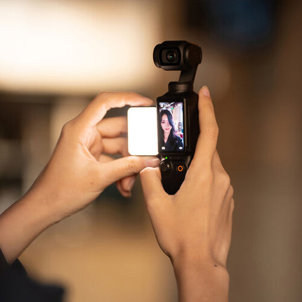PGYTECH Luz de Relleno Magnética para DJI Osmo Pocket 3 y 4 700mAh USB-C