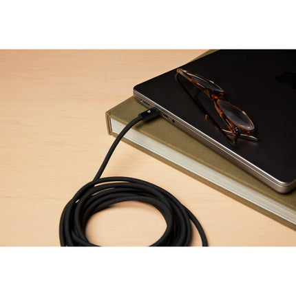 Beats by Dr Dre Cable USB-C Trenzado 240W 10 Pies Bolt Black