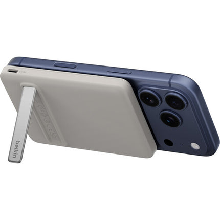 Belkin BoostCharge Slim Power Bank Magnético con Soporte 5000mAh 15W Qi2 y Cable USB-C 2'