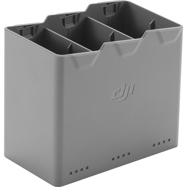 DJI Two-Way Charging Hub para Mini 5 Pro carga 3 baterías y salida 65W