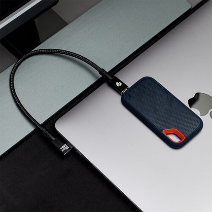 Pearstone Align Series Cable USB4 20 Gb/s USB-C 30 cm ángulo recto