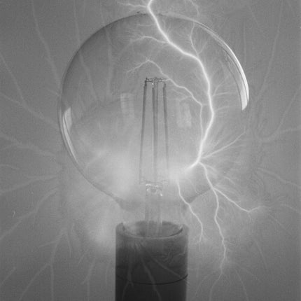 REVOLOG TESLA 200 Película negativa blanco y negro ISO 200 36 exposiciones 35mm