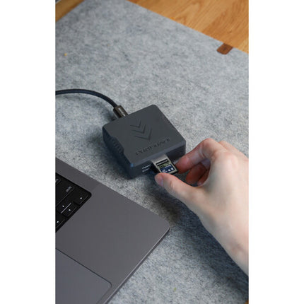 ProGrade Digital Lector de Tarjetas CFexpress Tipo A y UHS-II SDXC USB4 40 Gb/s con Base Magnética