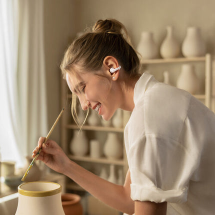 SHOKZ OpenDots 2 Auriculares Clip-On Abiertos Blanco Perla 10h batería IP57