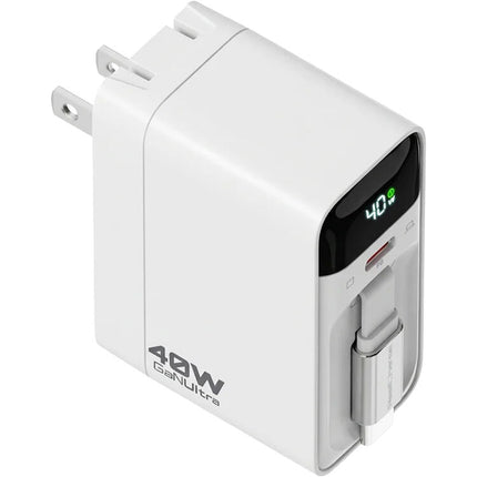 ReelCharge cargador USB 40W con pantalla LED y cable retráctil 31" blanco