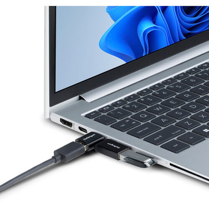 StarTech Adaptador USB-A a USB-C ángulo recto USB 3.2 5 Gb/s 15W