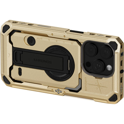 Tilta Khronos x On the Roam Funda Expandible para iPhone 16 Pro Oro