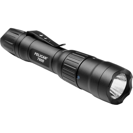 Linterna Pelican 7600 USB-C 1080 lúmenes con Traffic Wand y funda